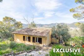 Finca in Alaró with panoramic views